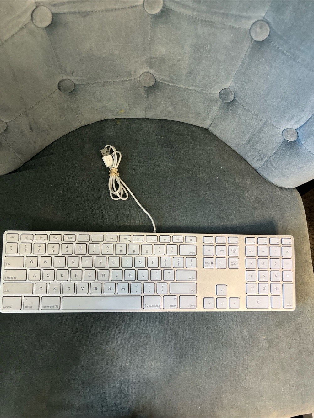 Genuine Apple A1243 Wired Aluminum Keyboard with Numeric Keypad‎ USB OEM